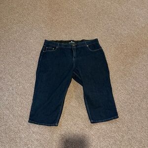 Woman within 28w capri jeans
